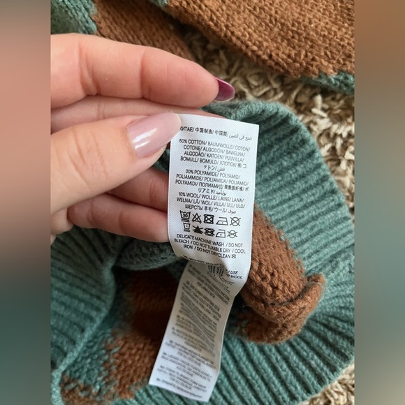 Mini Boden Argyle knit Sweater in teal and brown - Picture 4 of 9